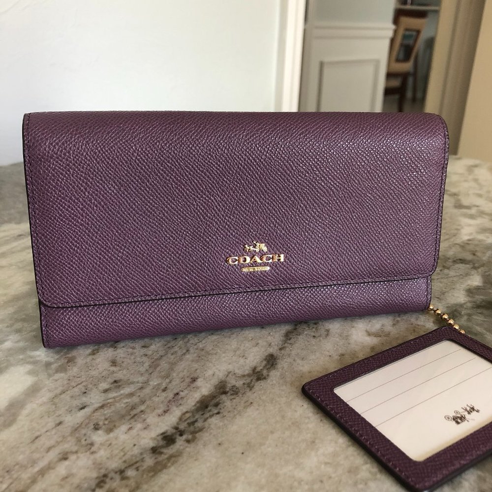 NWT Coach Trifold Wallet